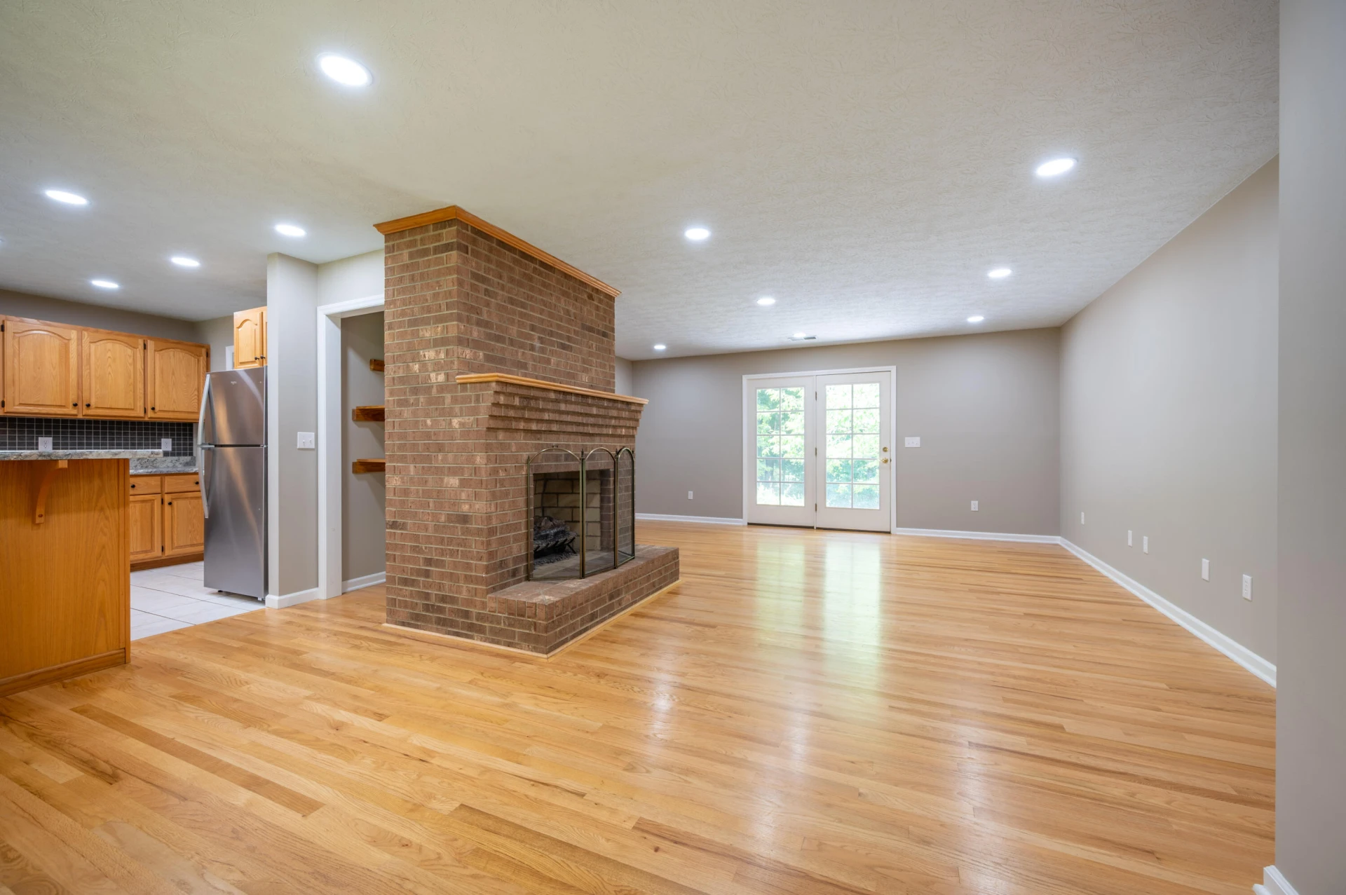 145 White Oak DR SE - Photo 7