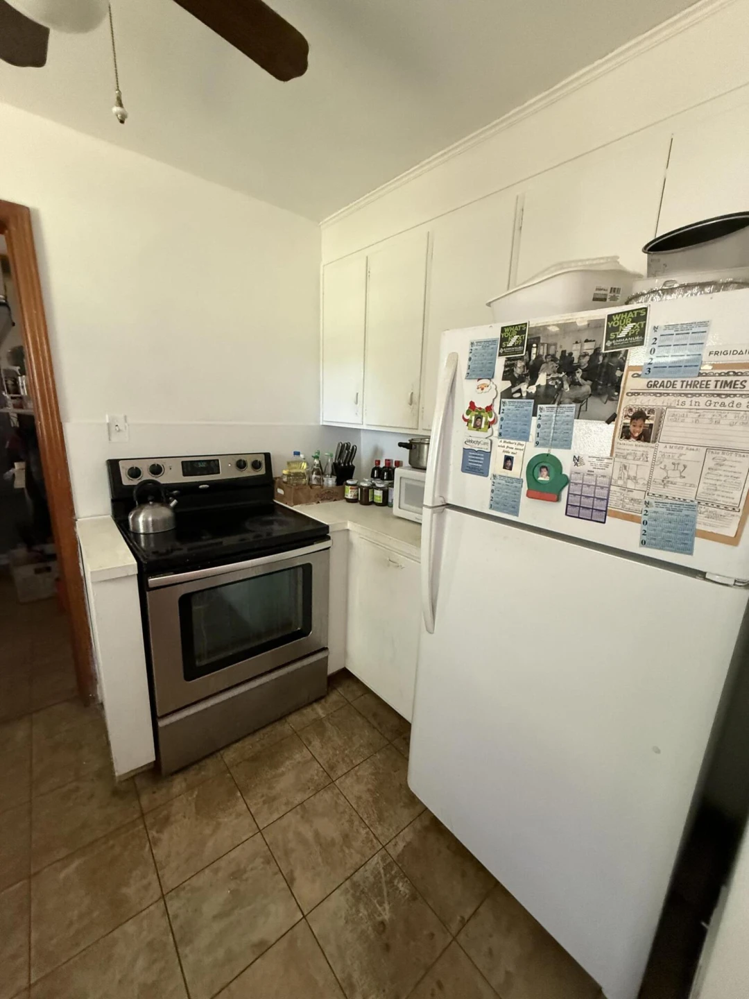 3124 Round Hill AVE NW - Photo 3