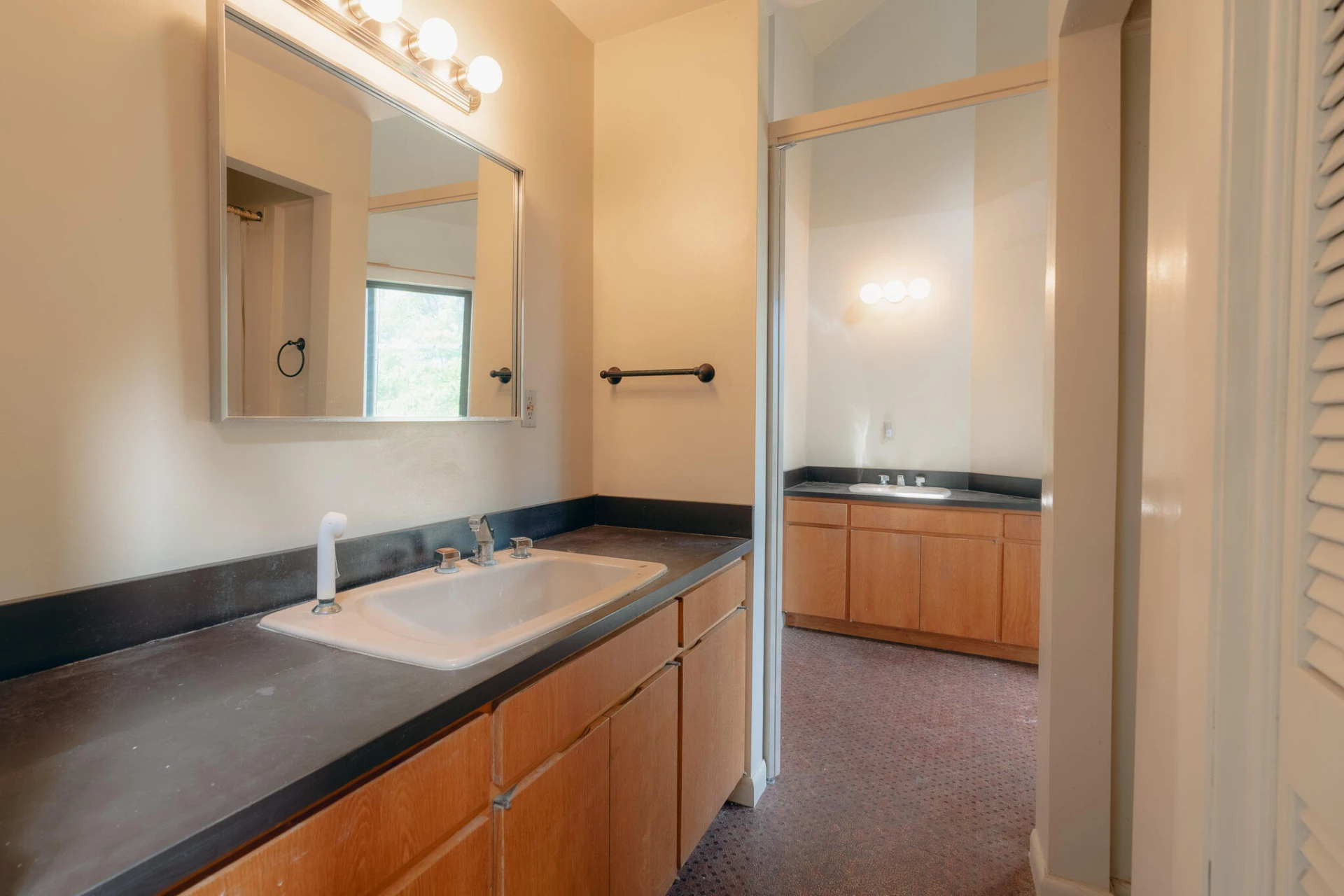 7429 Fort Mason DR - Photo 33