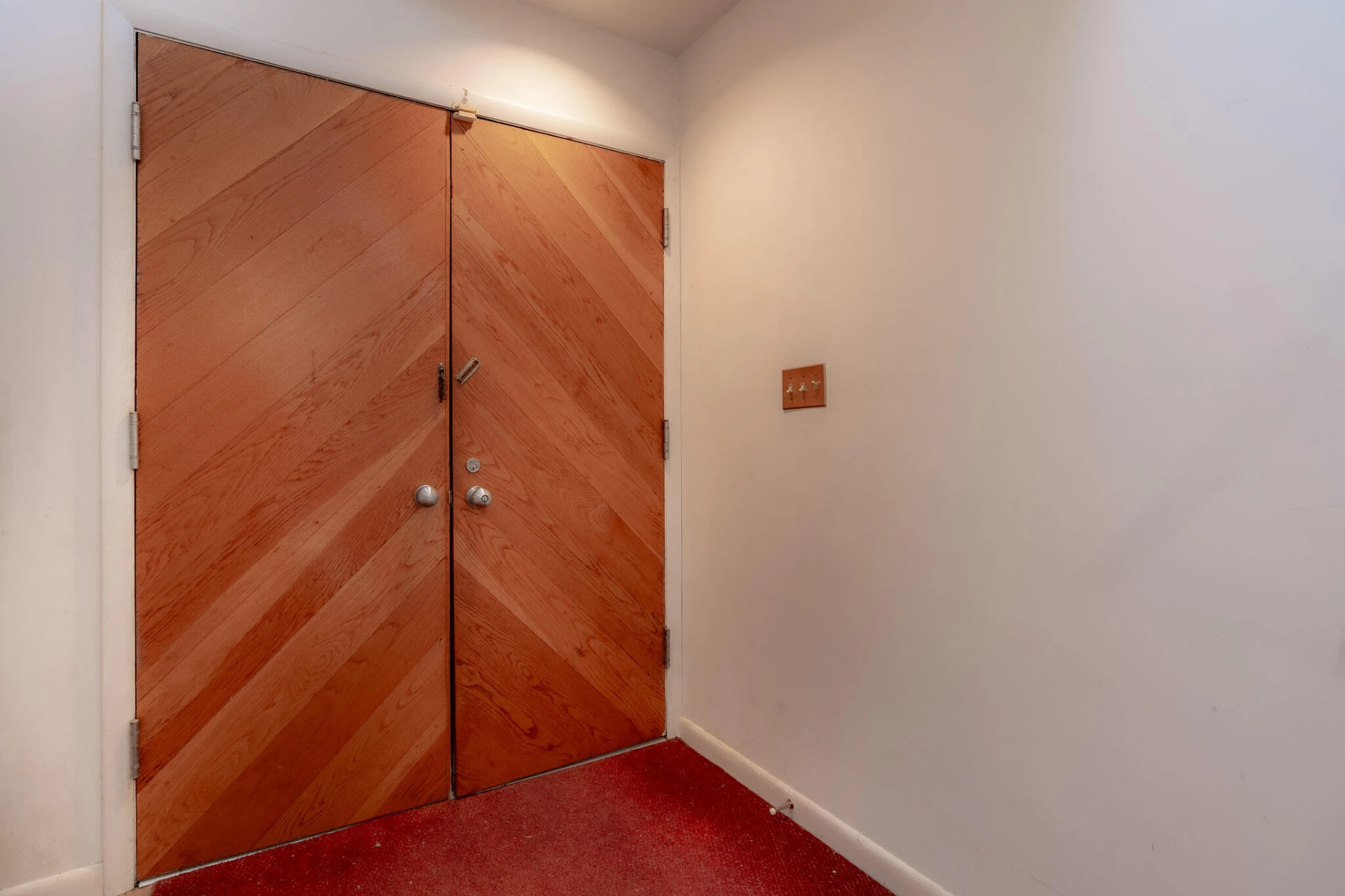 7429 Fort Mason DR - Photo 9
