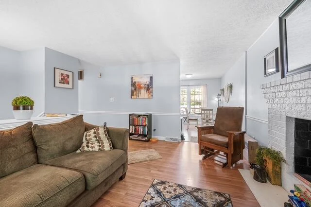1125 Smith ST - Photo 10