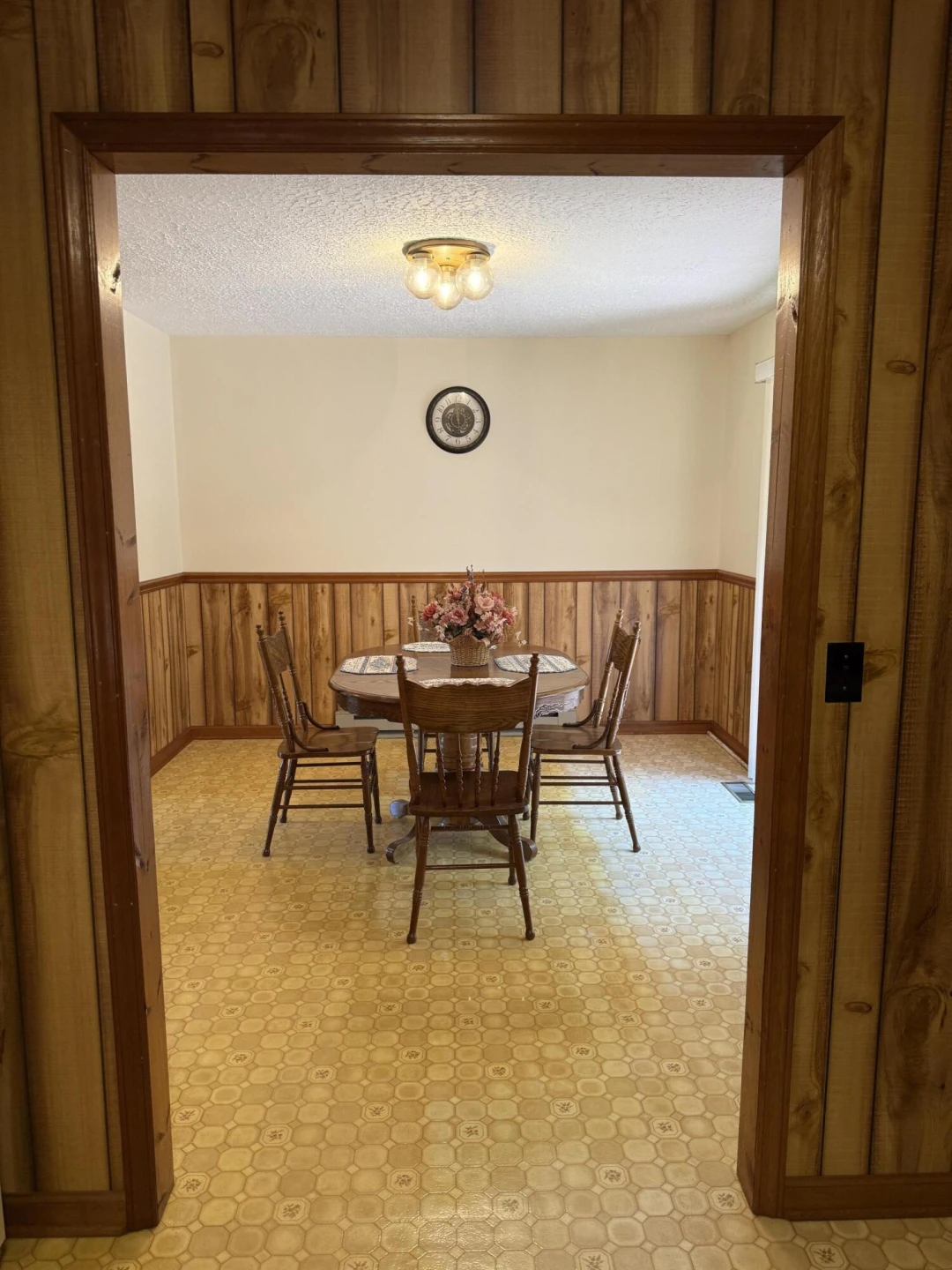 1716 Holly Tree RD - Photo 12