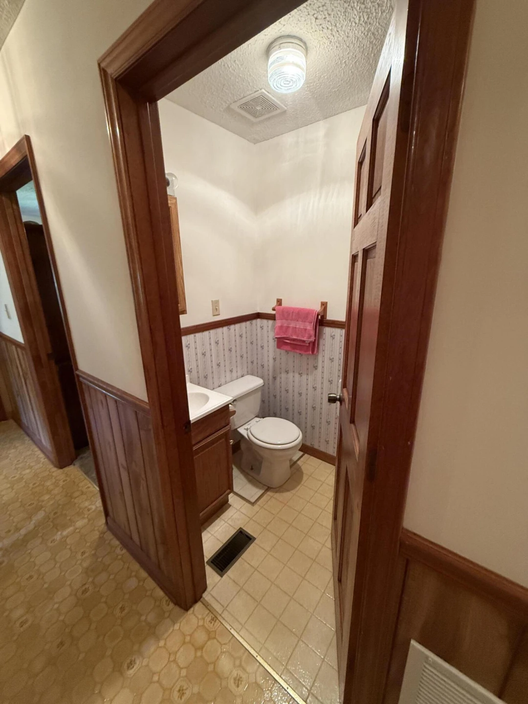 1716 Holly Tree RD - Photo 16