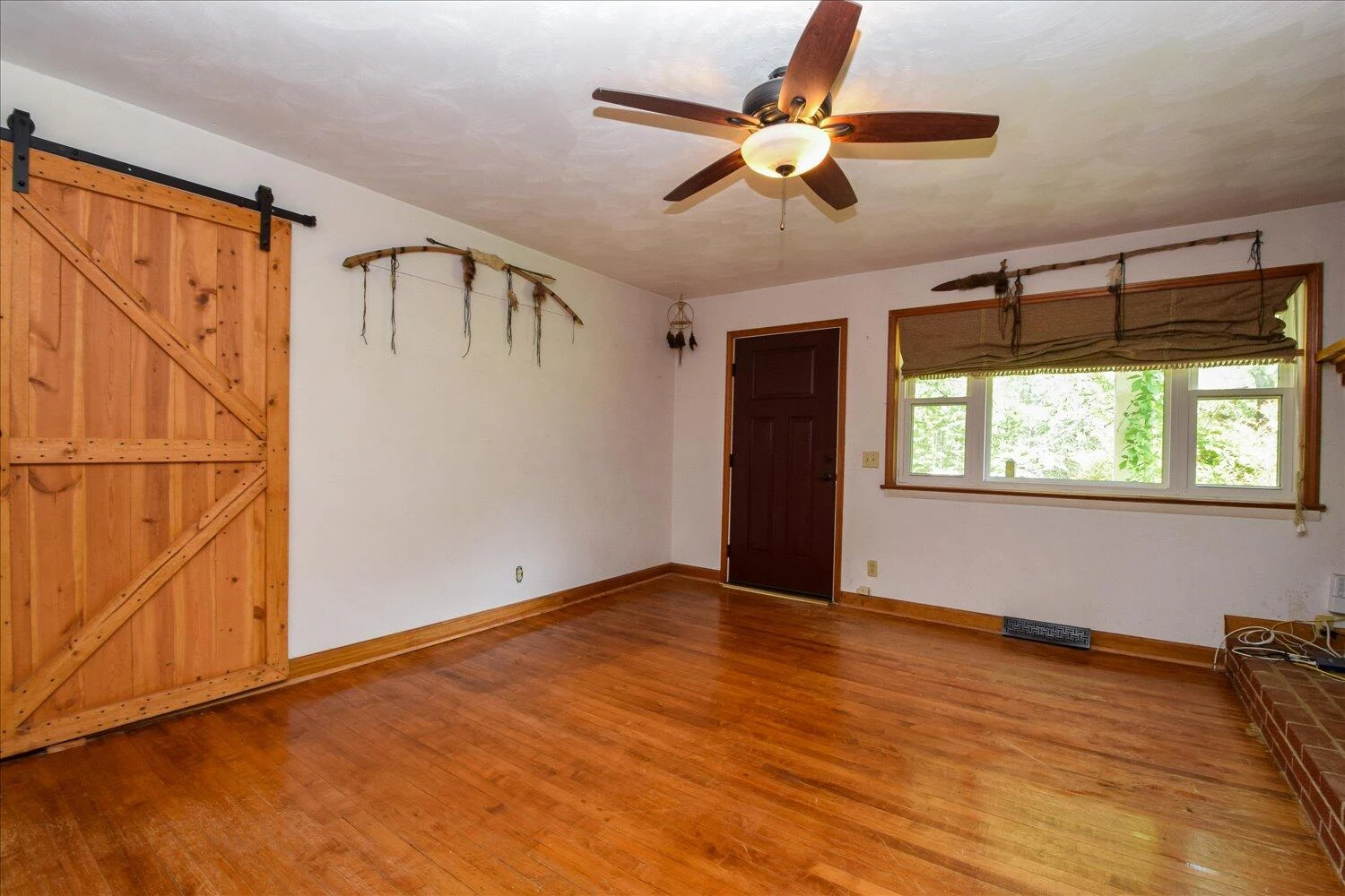 8801 Williby RD - Photo 27
