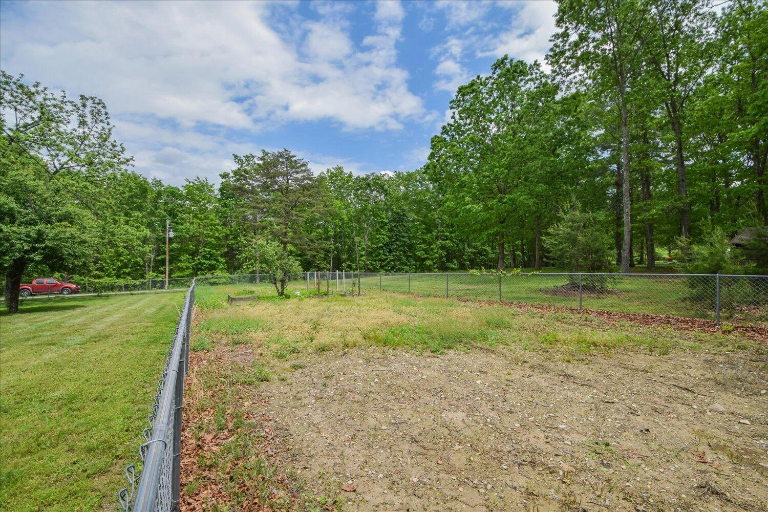 8801 Williby RD - Photo 10