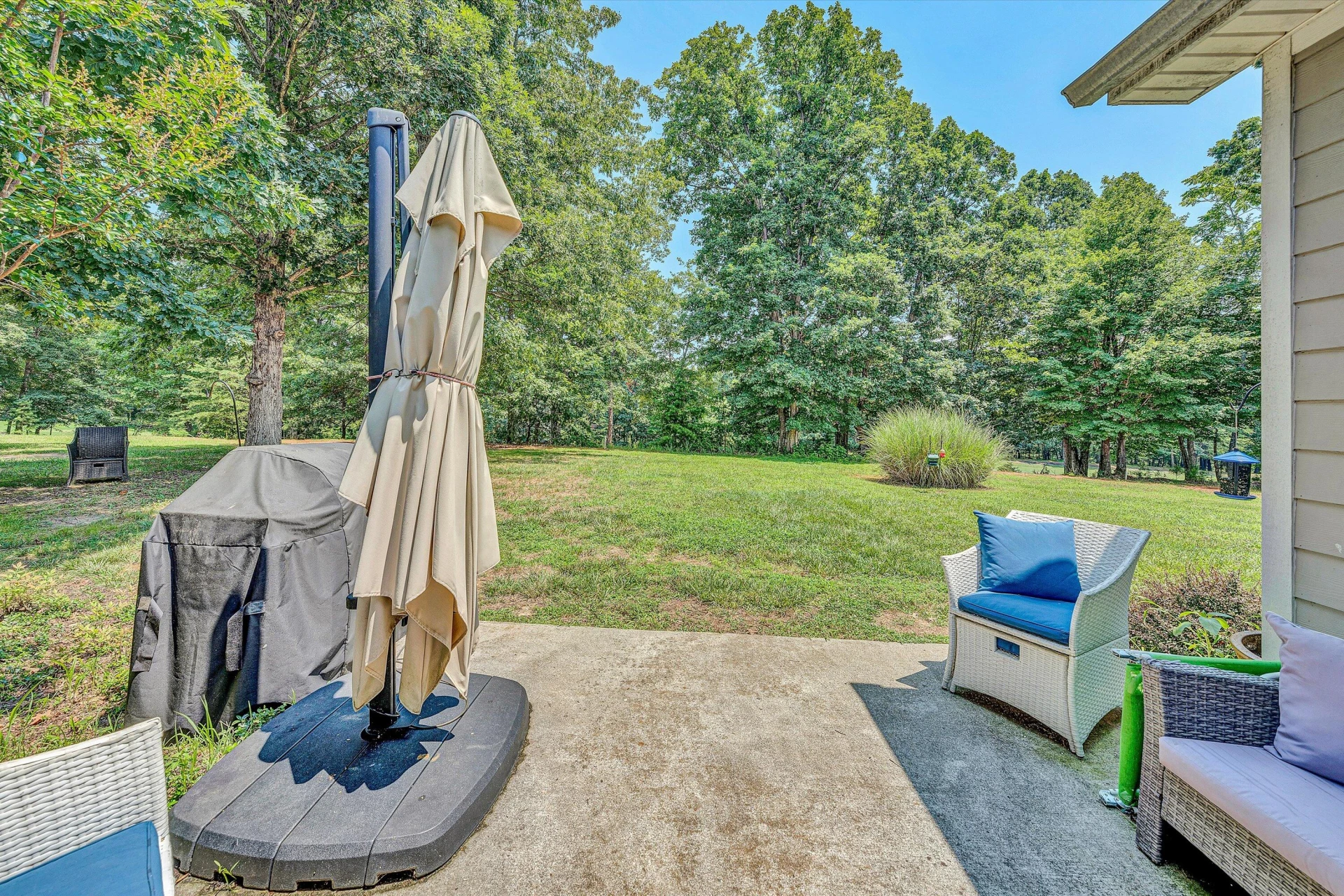 1135 Joffrey DR - Photo 21