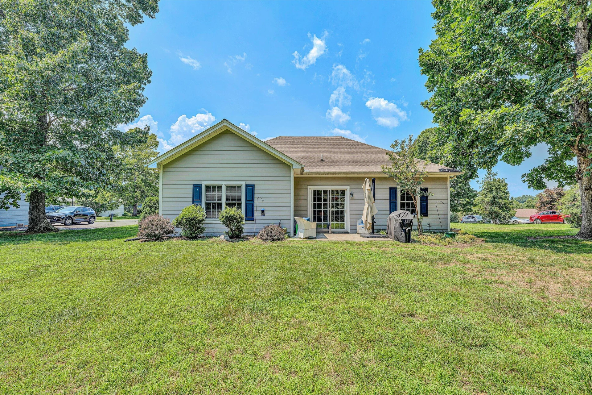 1135 Joffrey DR - Photo 23