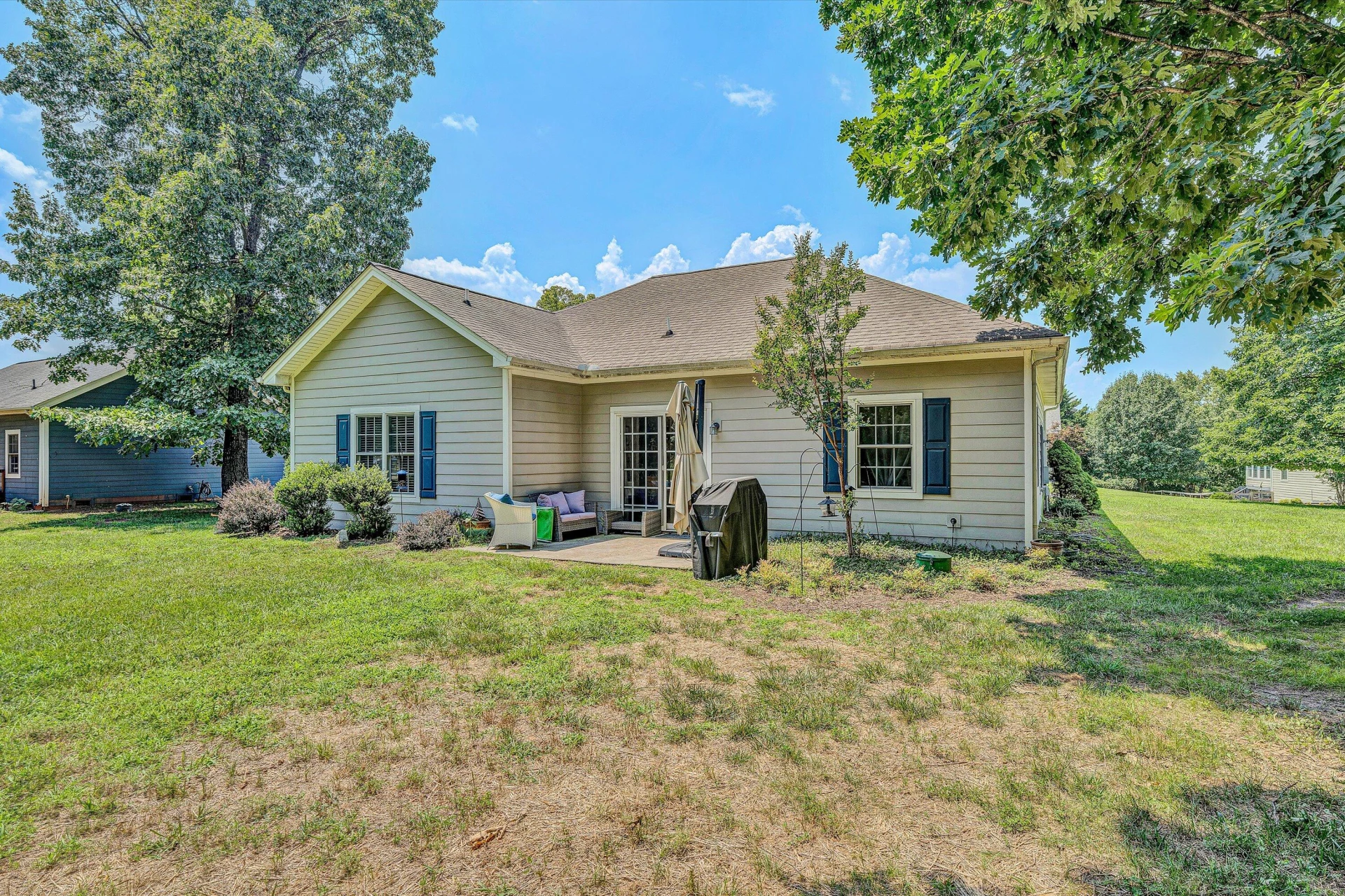 1135 Joffrey DR - Photo 24