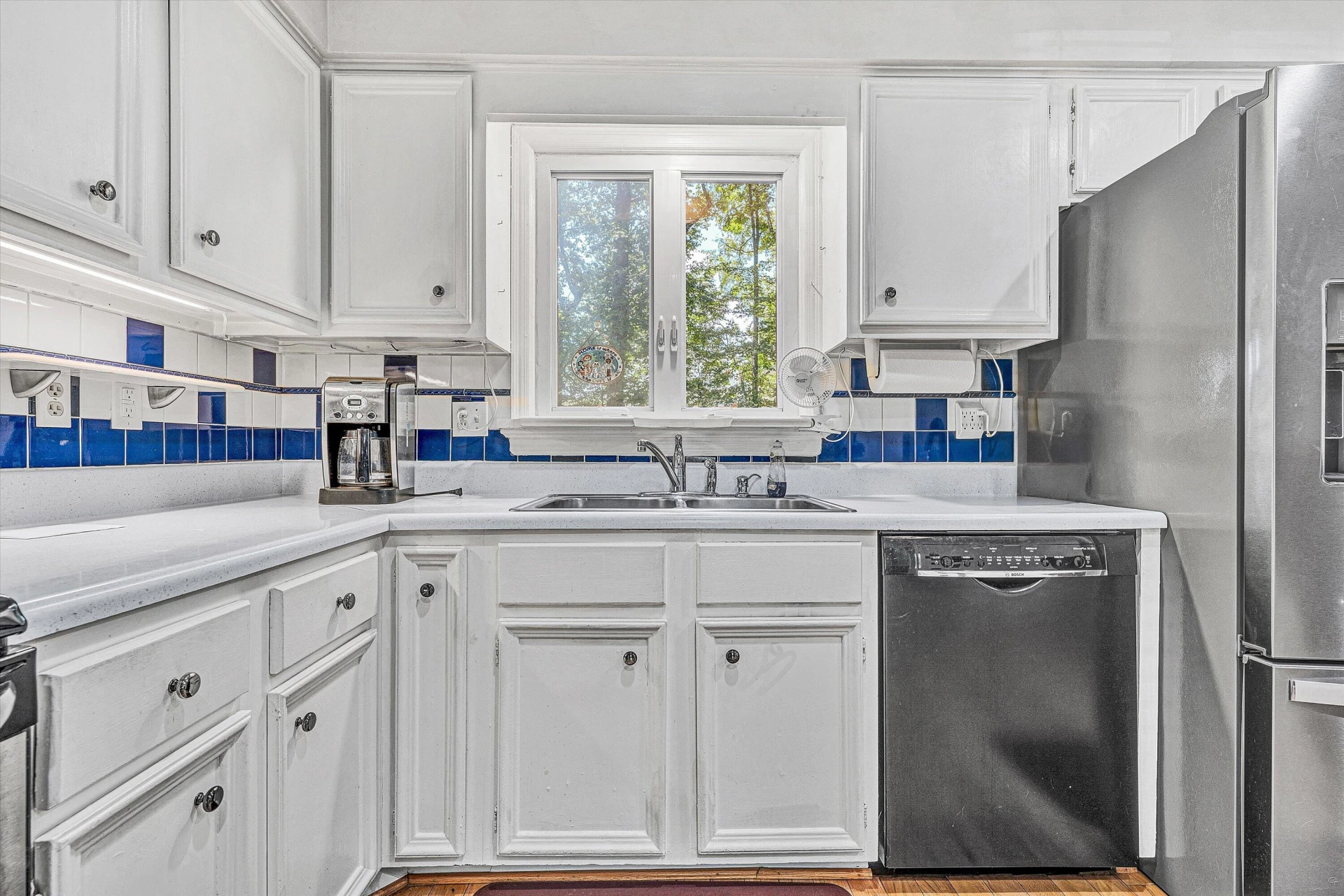 199 Stratford DR - Photo 14
