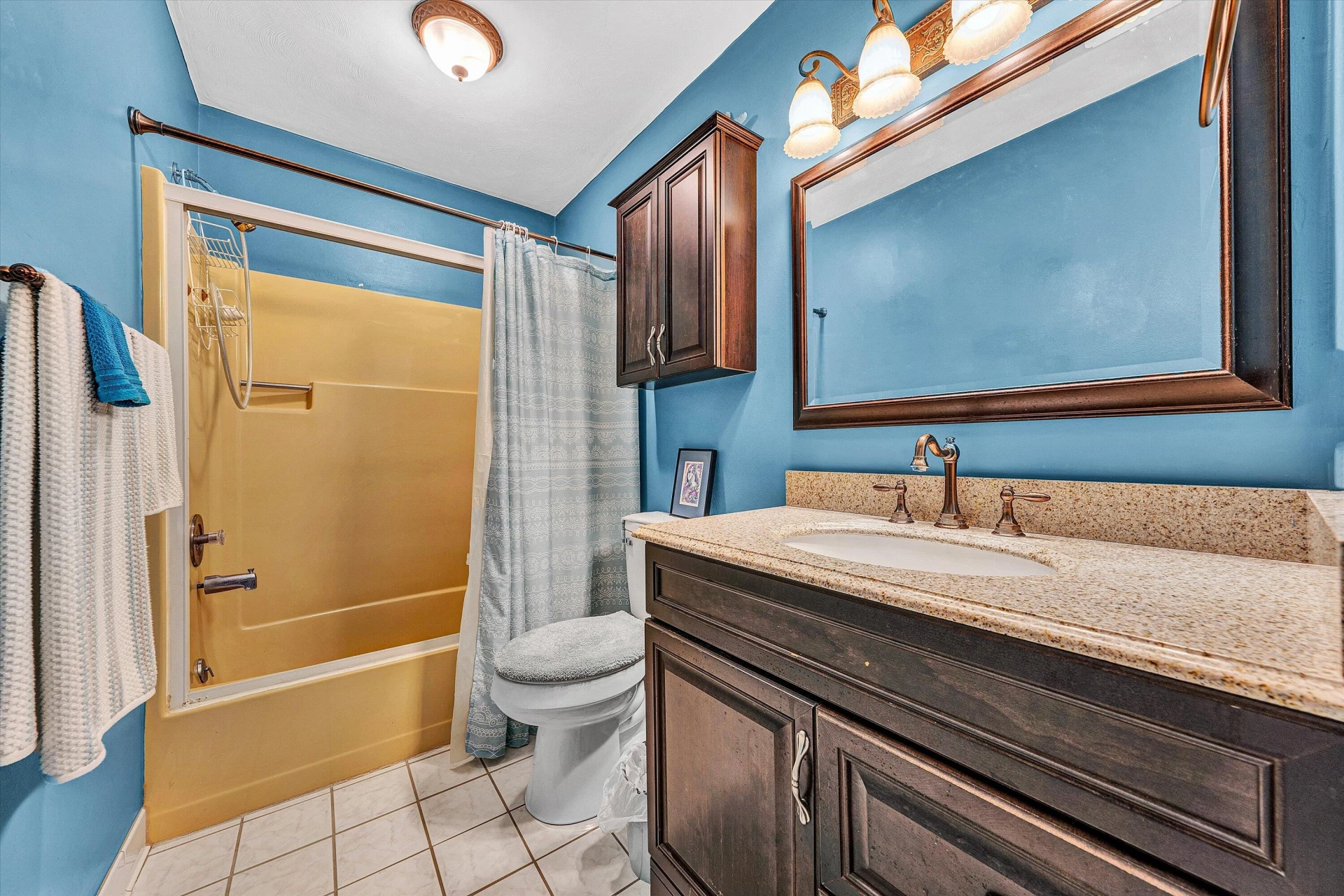 199 Stratford DR - Photo 20