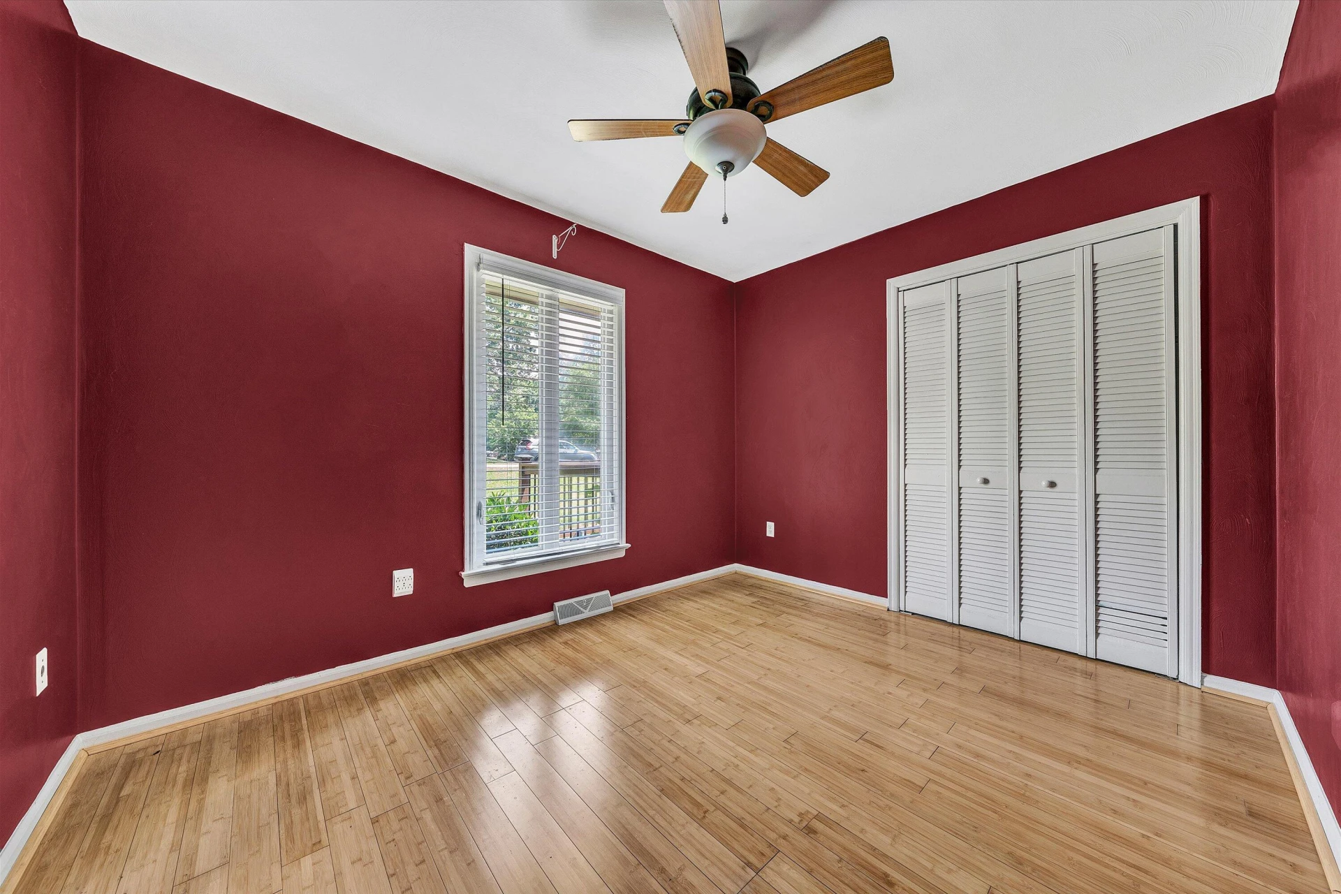 199 Stratford DR - Photo 21