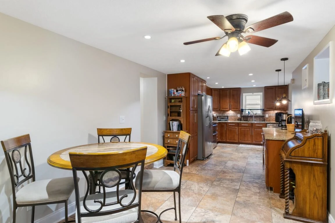 6701 Owens RD - Photo 32
