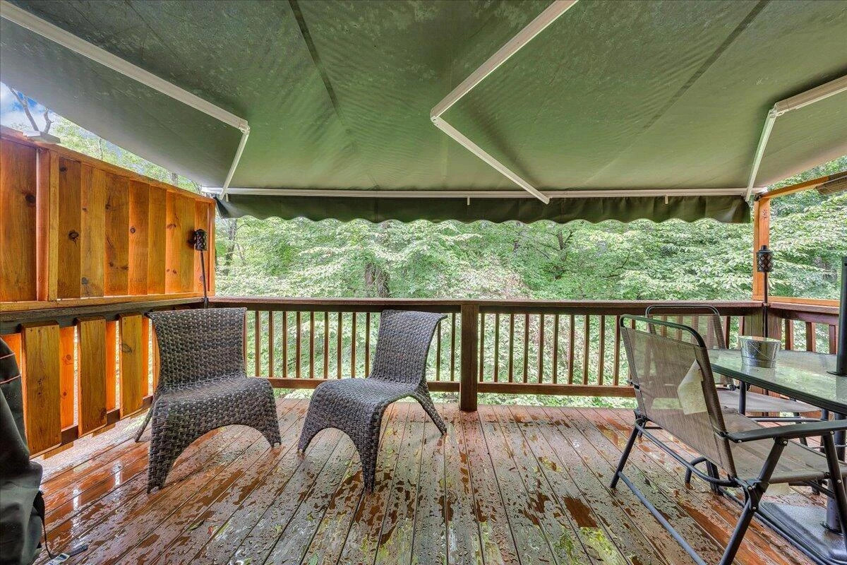 200 Camelot DR - Photo 15