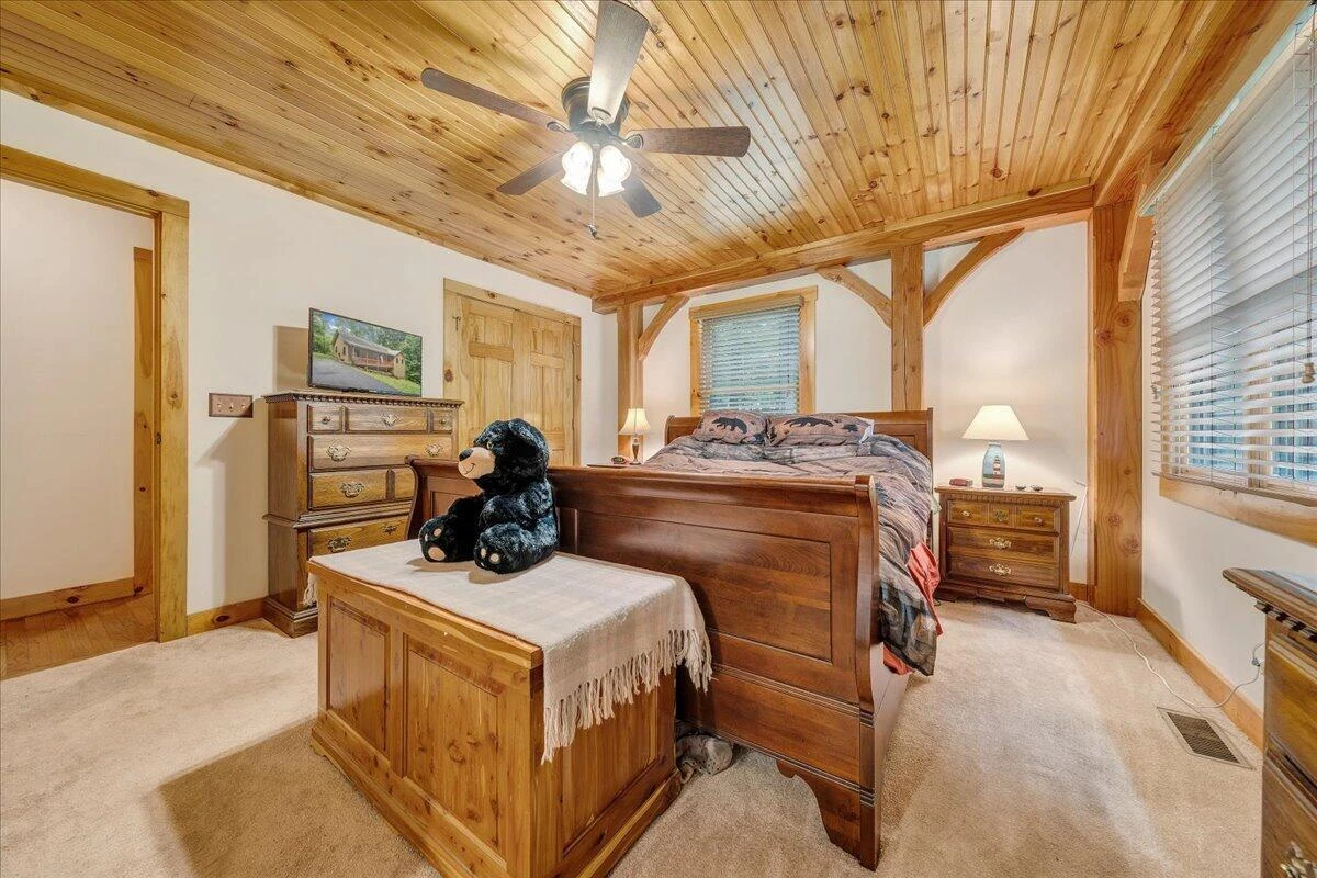 200 Camelot DR - Photo 17