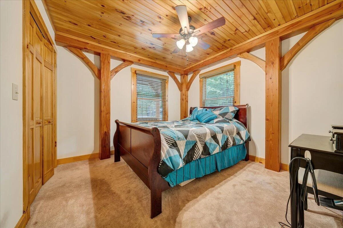 200 Camelot DR - Photo 19