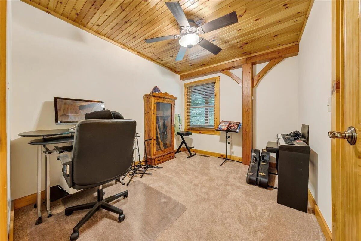 200 Camelot DR - Photo 20