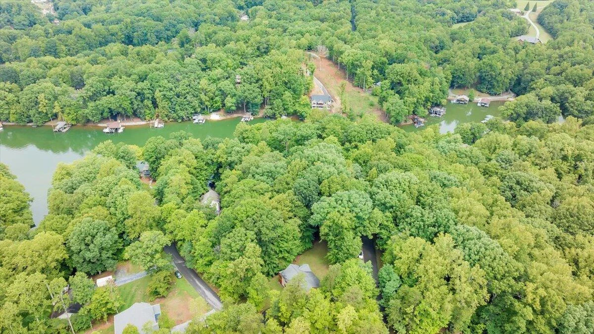 200 Camelot DR - Photo 35