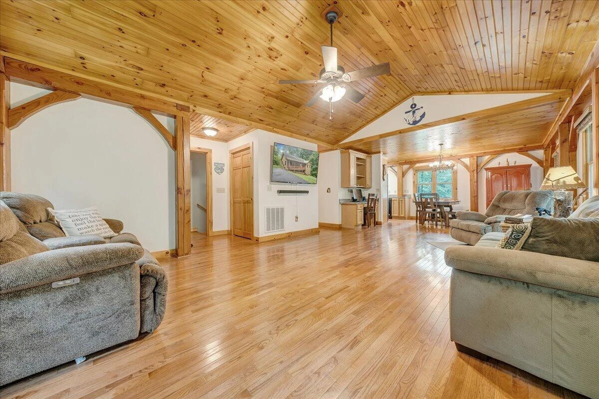 200 Camelot DR - Photo 6