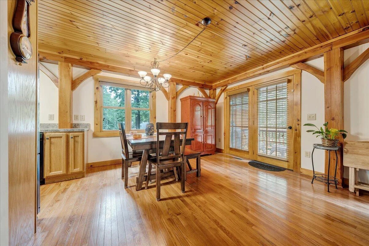 200 Camelot DR - Photo 8