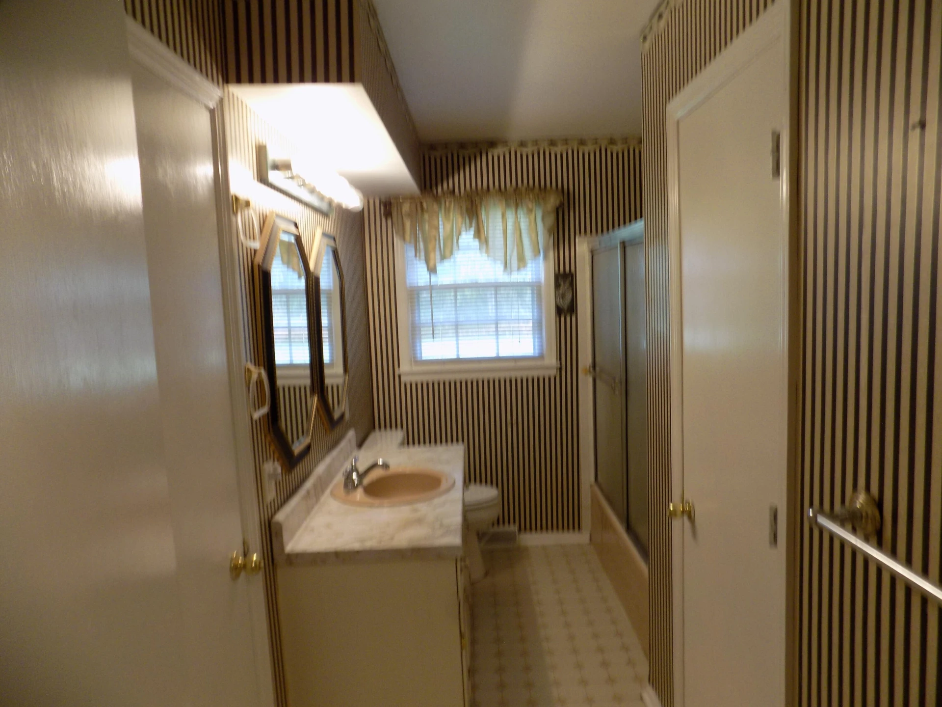 3036 Woodway RD - Photo 13