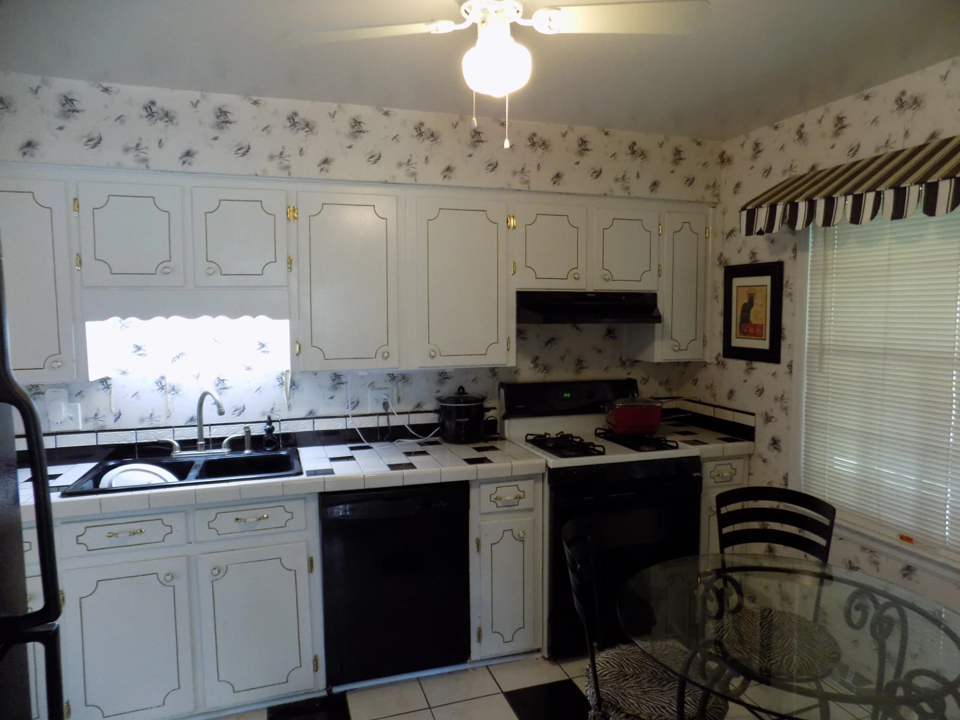 3036 Woodway RD - Photo 7
