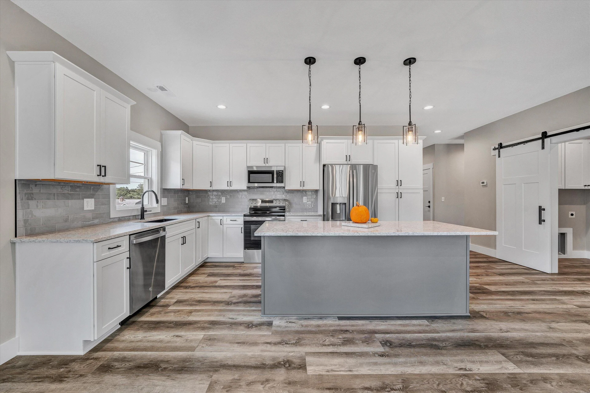 6450 Scruggs RD - Photo 14