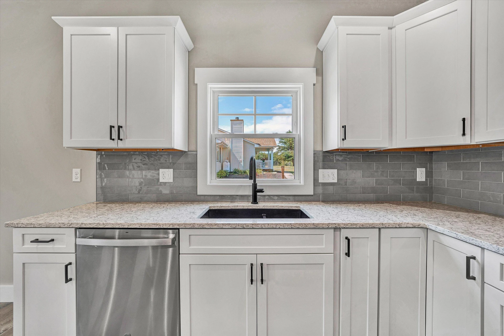6450 Scruggs RD - Photo 18