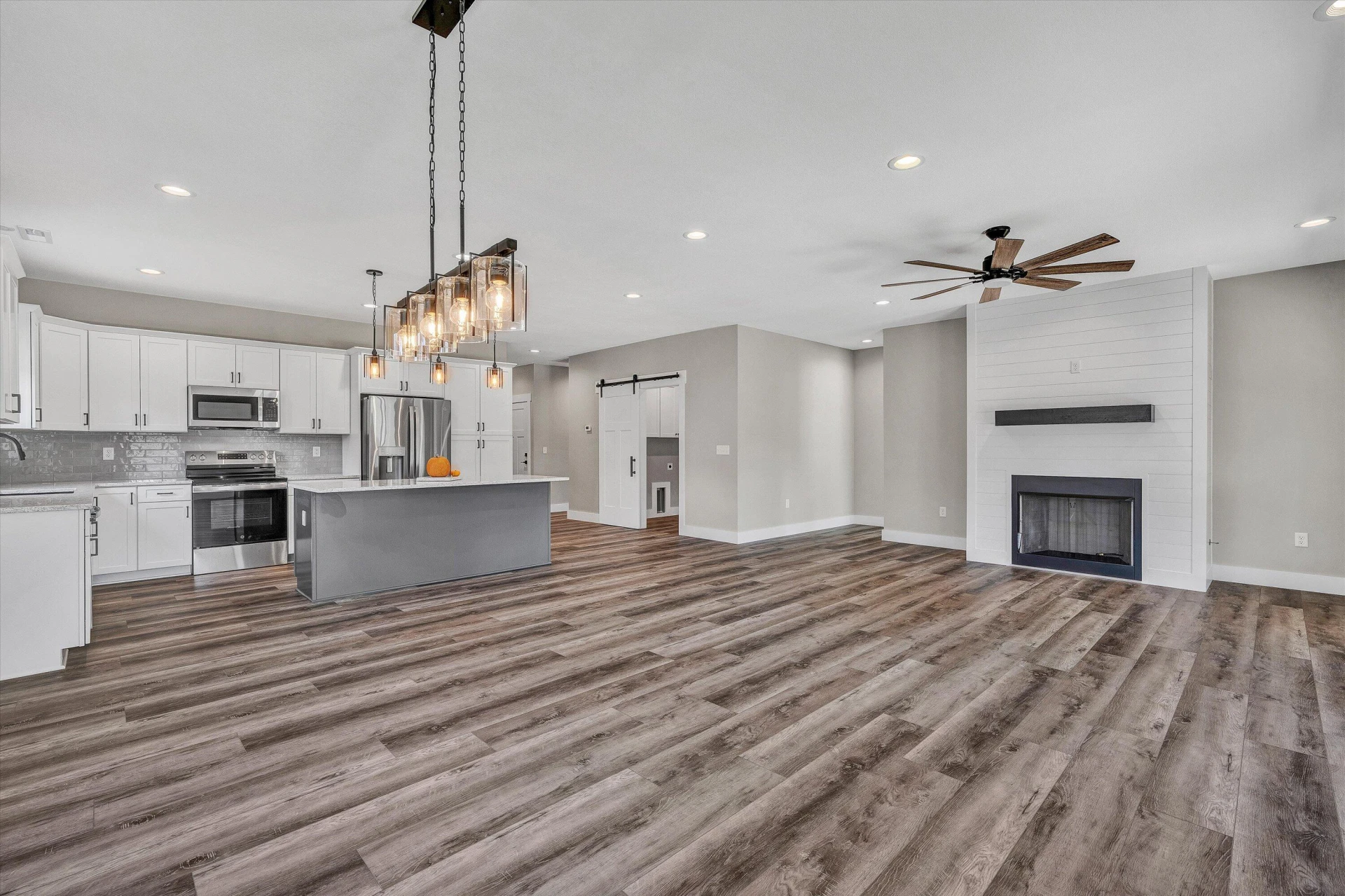 6450 Scruggs RD - Photo 23