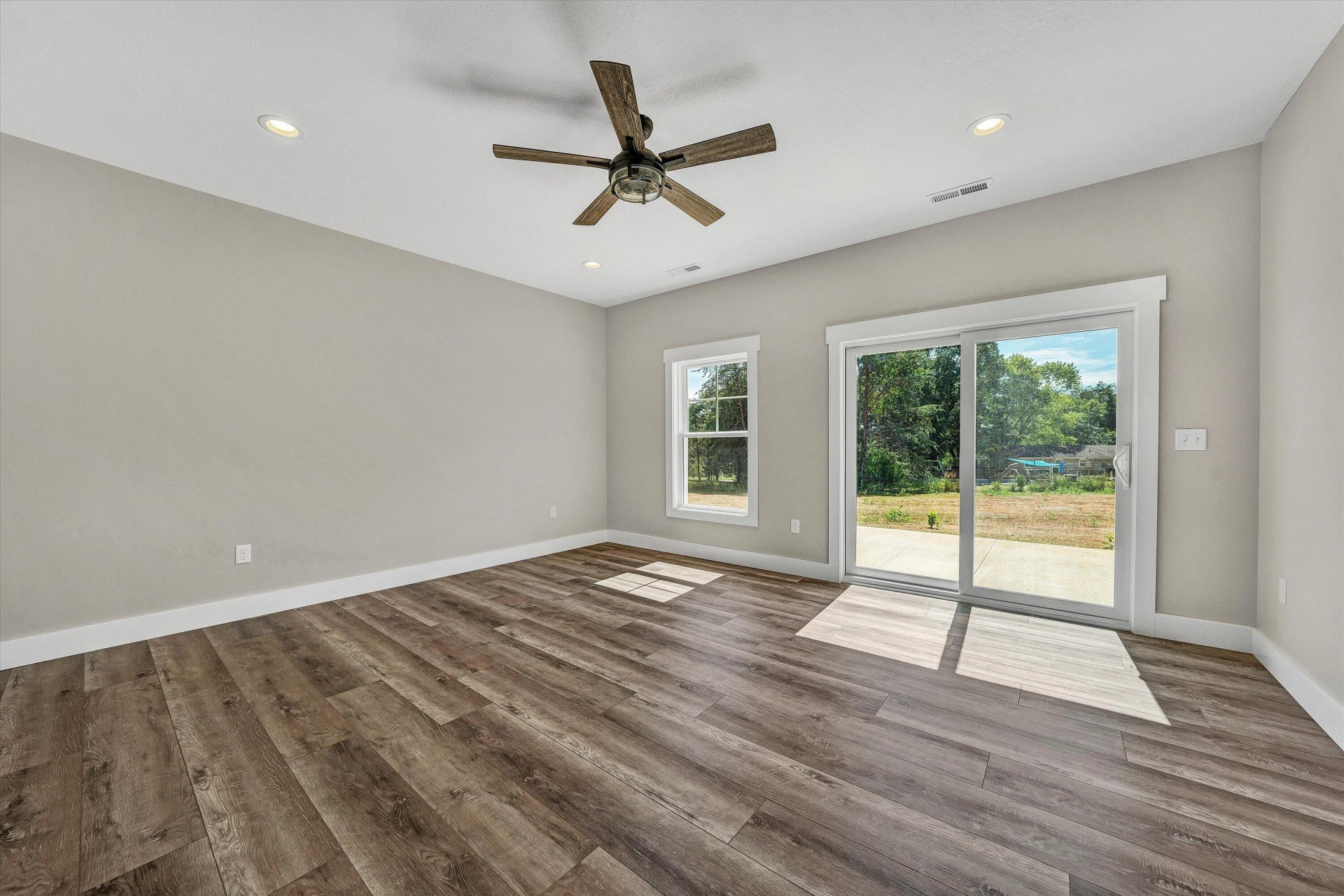 6450 Scruggs RD - Photo 25