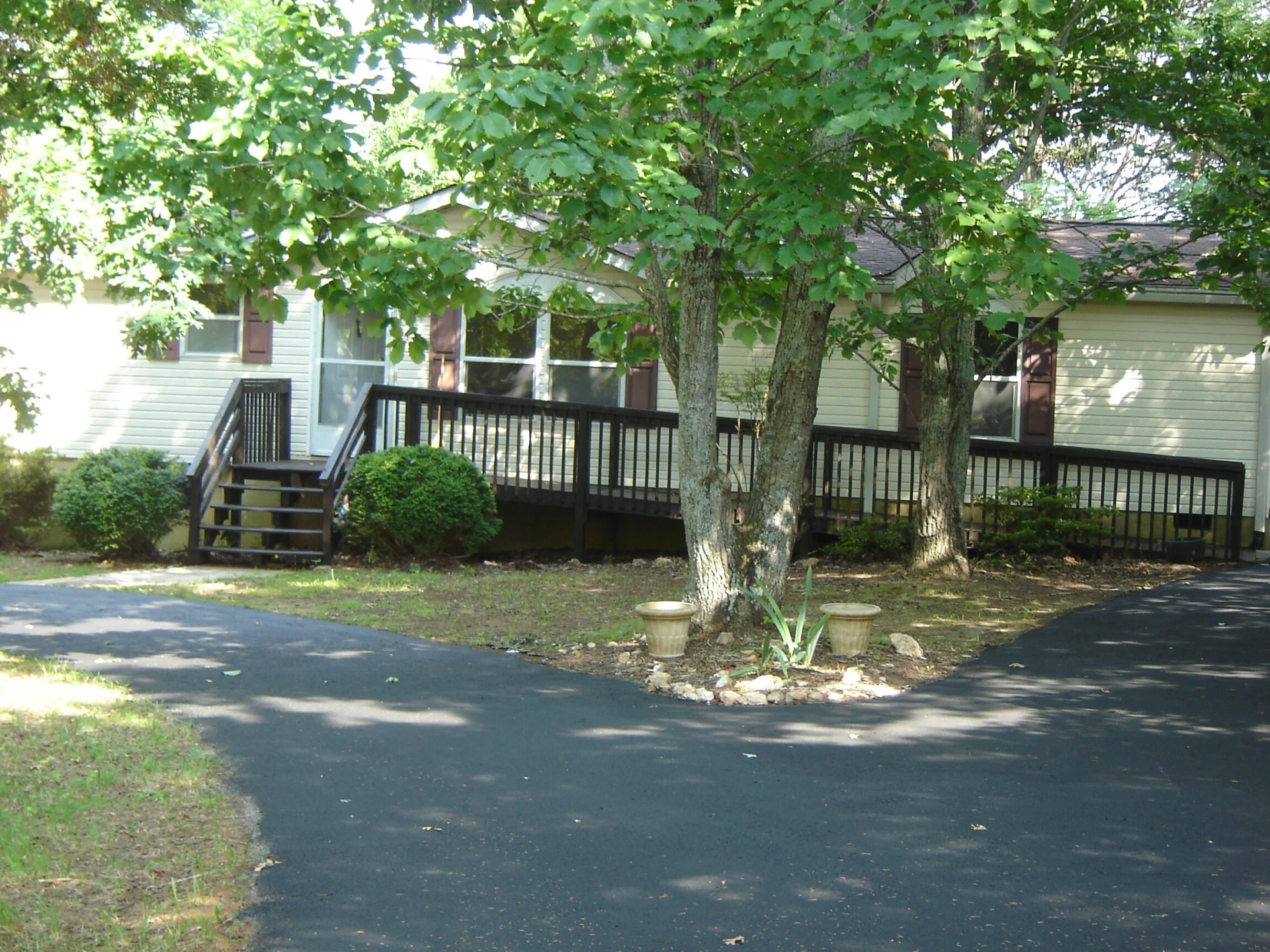 4064 Rucker RD