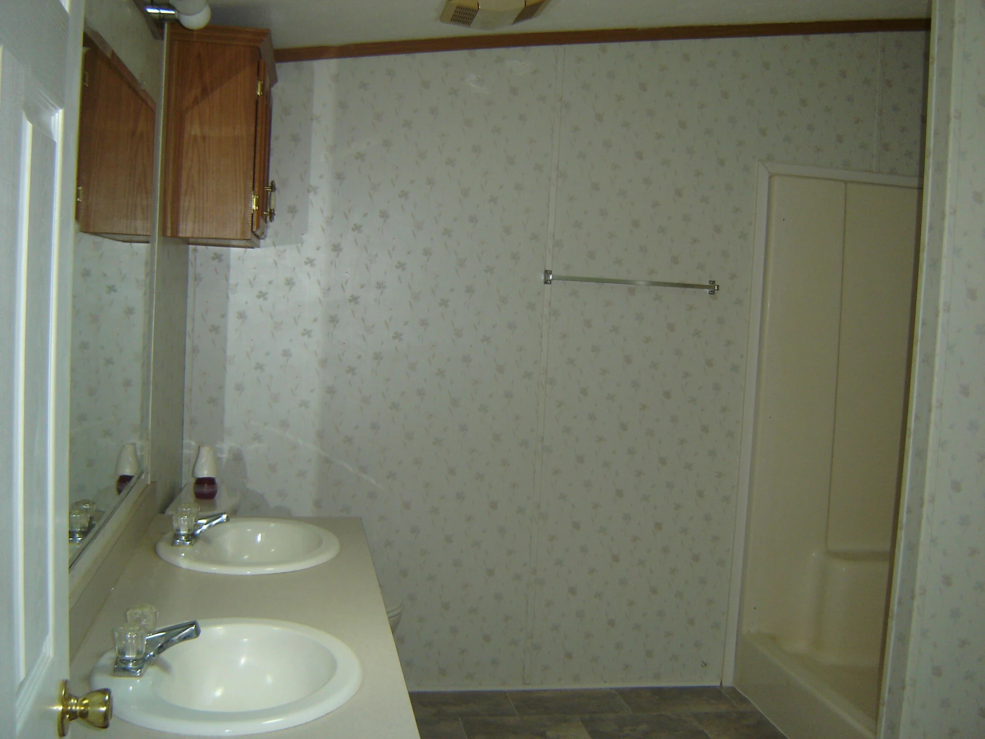 4064 Rucker RD - Photo 27