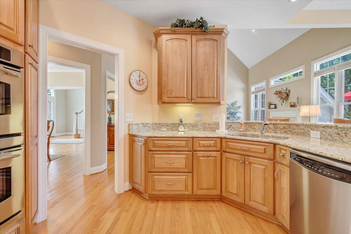 1050 Clear Pointe Run - Photo 39