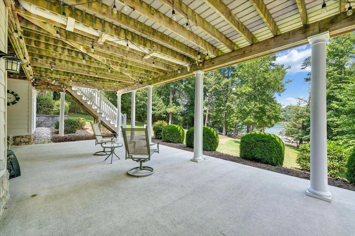 1050 Clear Pointe Run - Photo 81