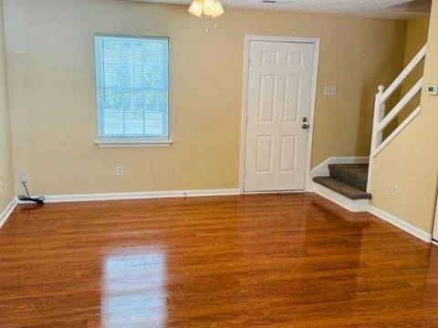 111 Tinkerview DR - Photo 3