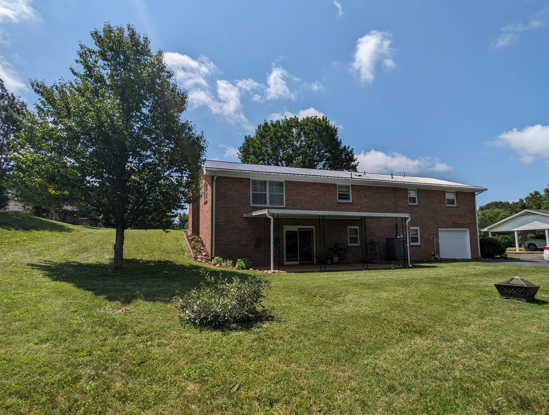61 Sunset DR - Photo 2