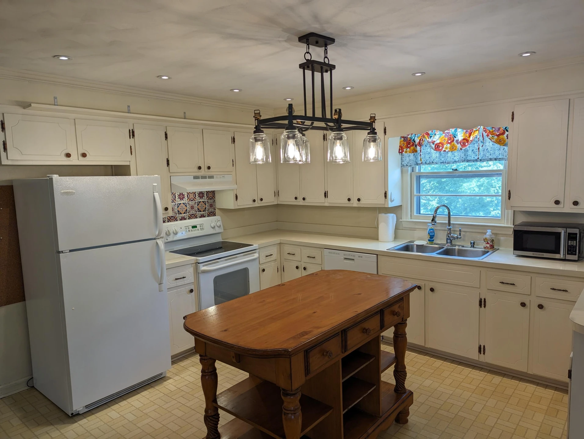 61 Sunset DR - Photo 6