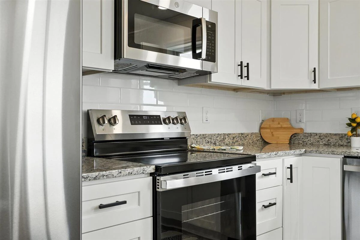 1420 Wells RD - Photo 18
