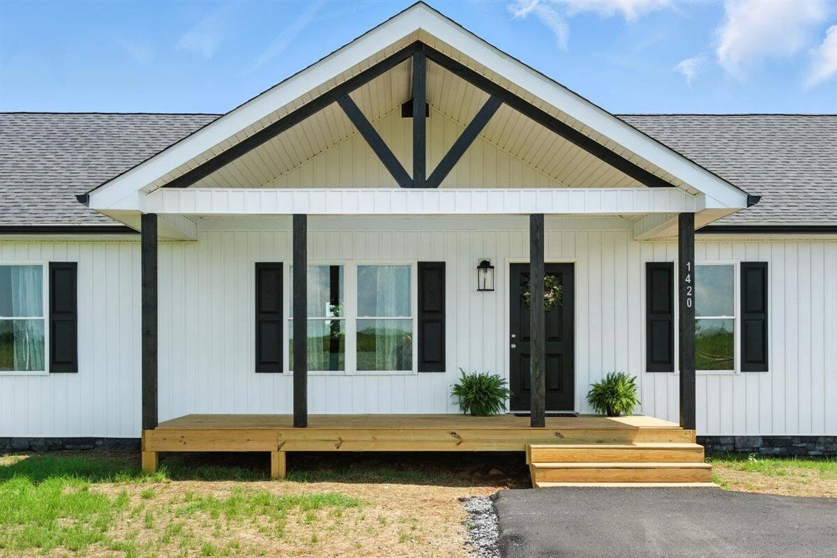 1420 Wells RD - Photo 4