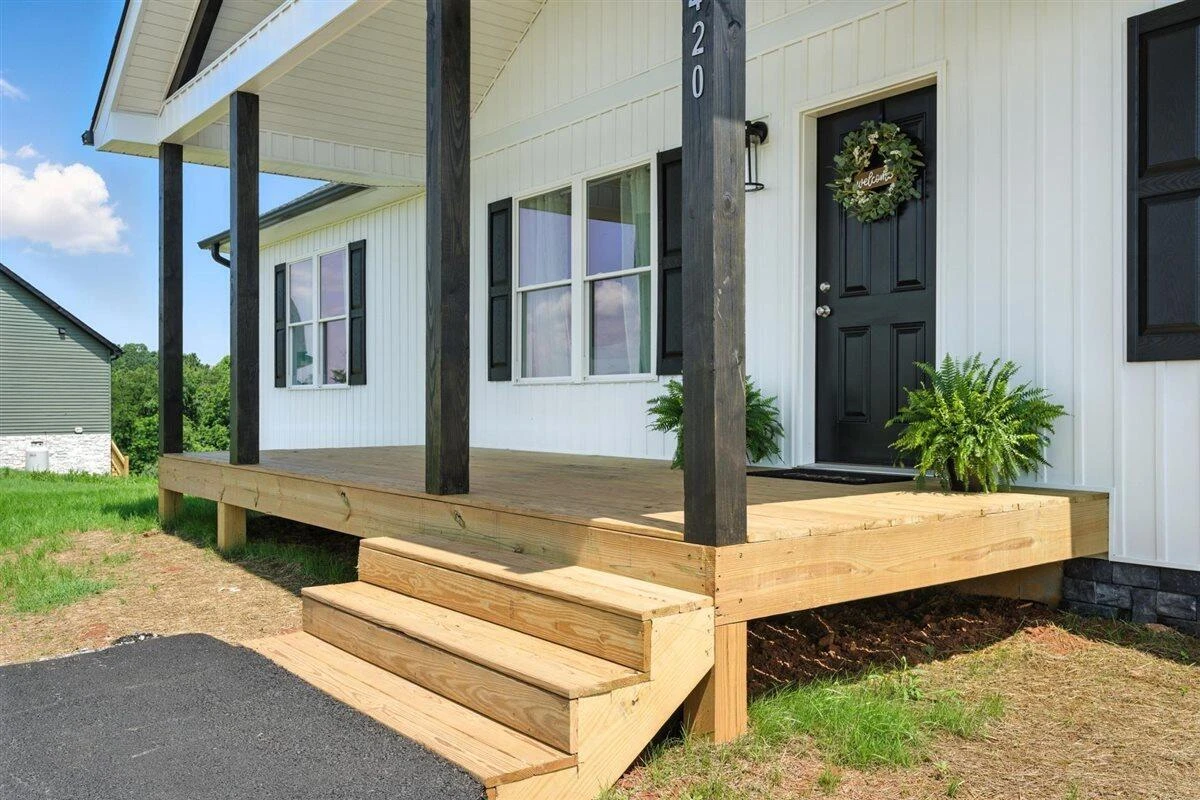 1420 Wells RD - Photo 5