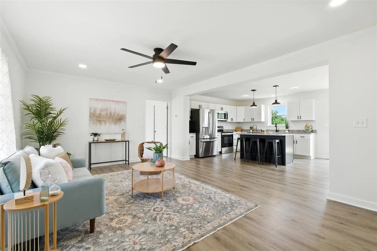 1420 Wells RD - Photo 8