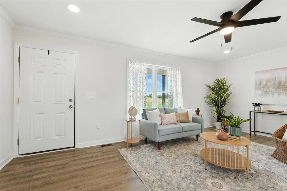 1420 Wells RD - Photo 9