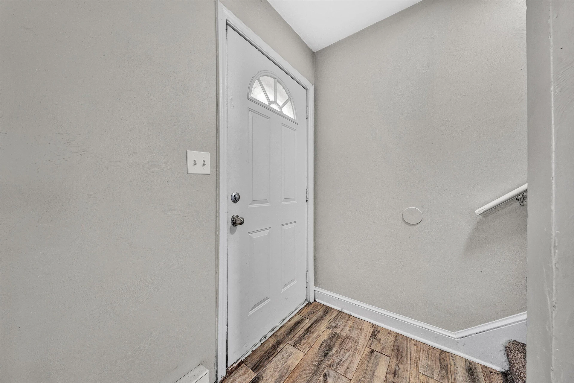 713 Bibb ST NE - Photo 7
