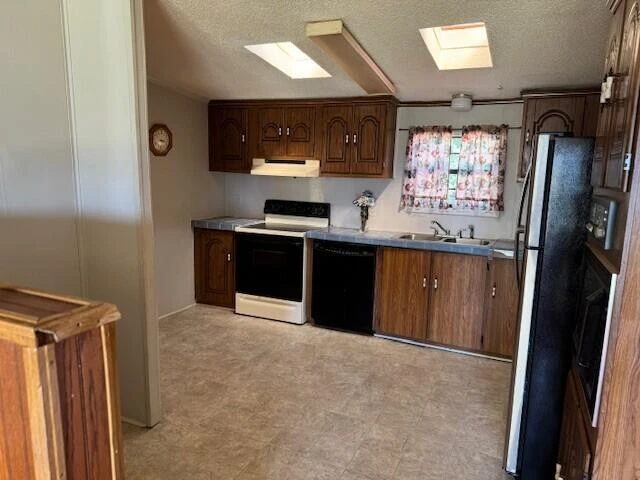402 Mountain Meadow DR - Photo 6