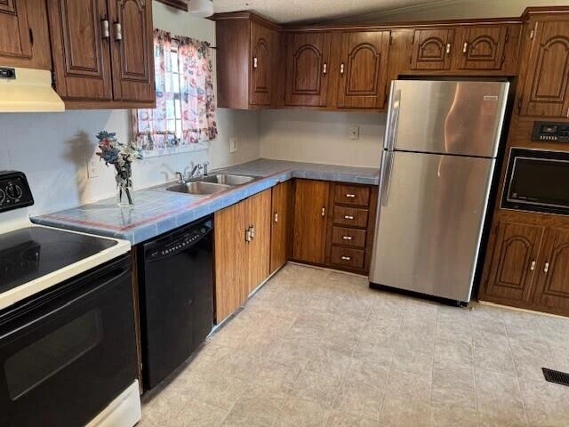 402 Mountain Meadow DR - Photo 7