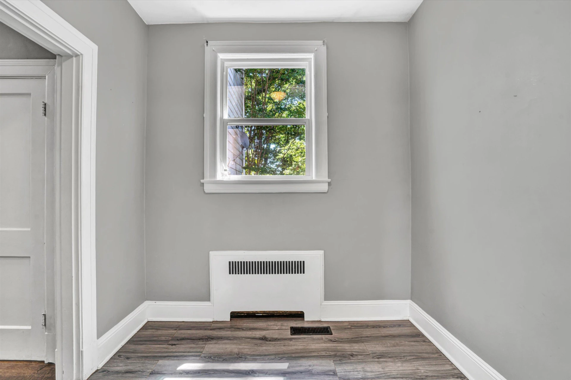1027 Mulberry RD - Photo 18