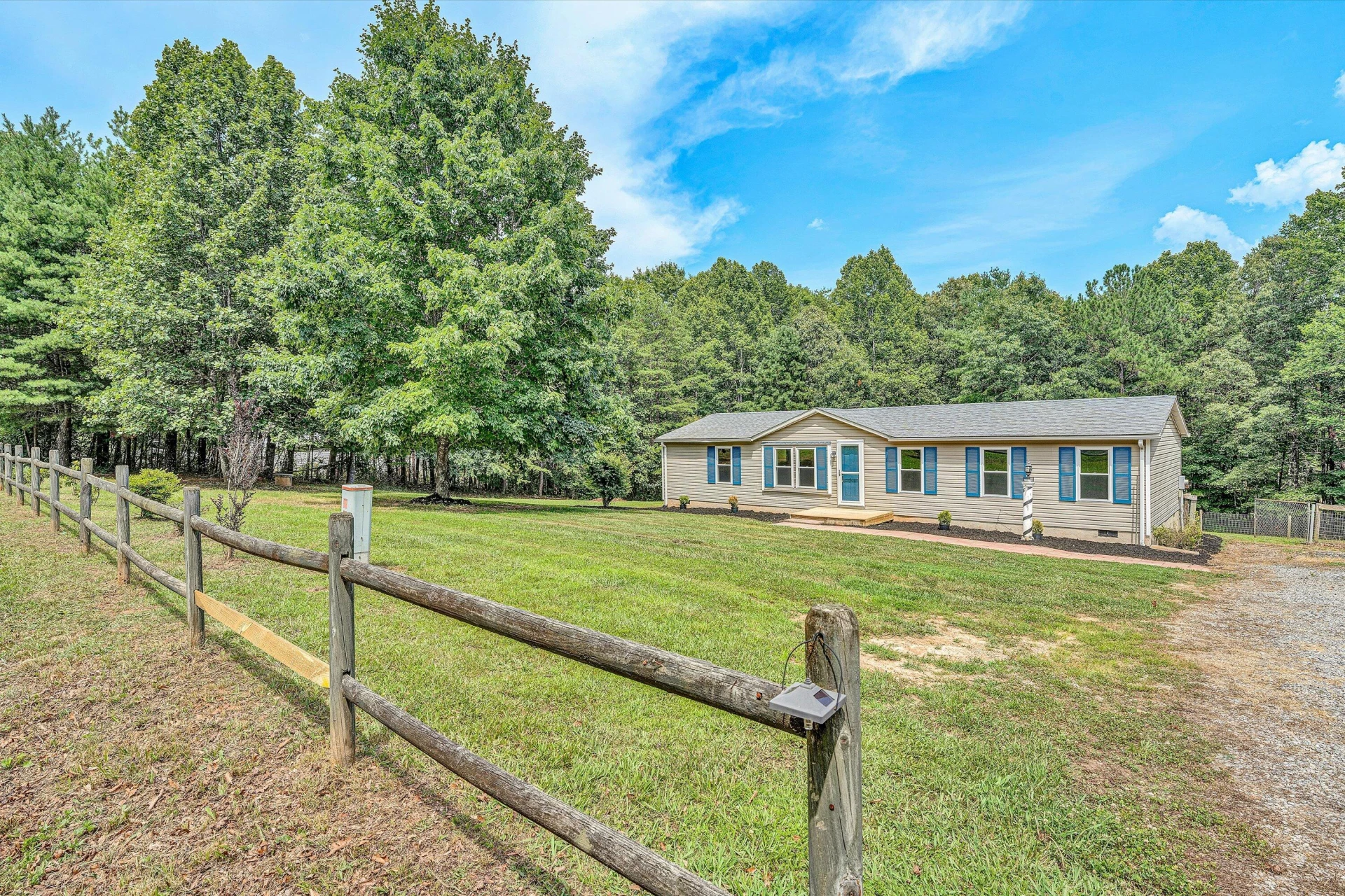 4306 Fork Mountain RD - Photo 26