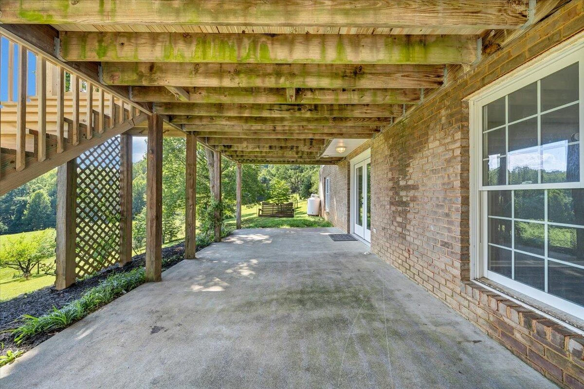 5340 Sandy Ford RD - Photo 40
