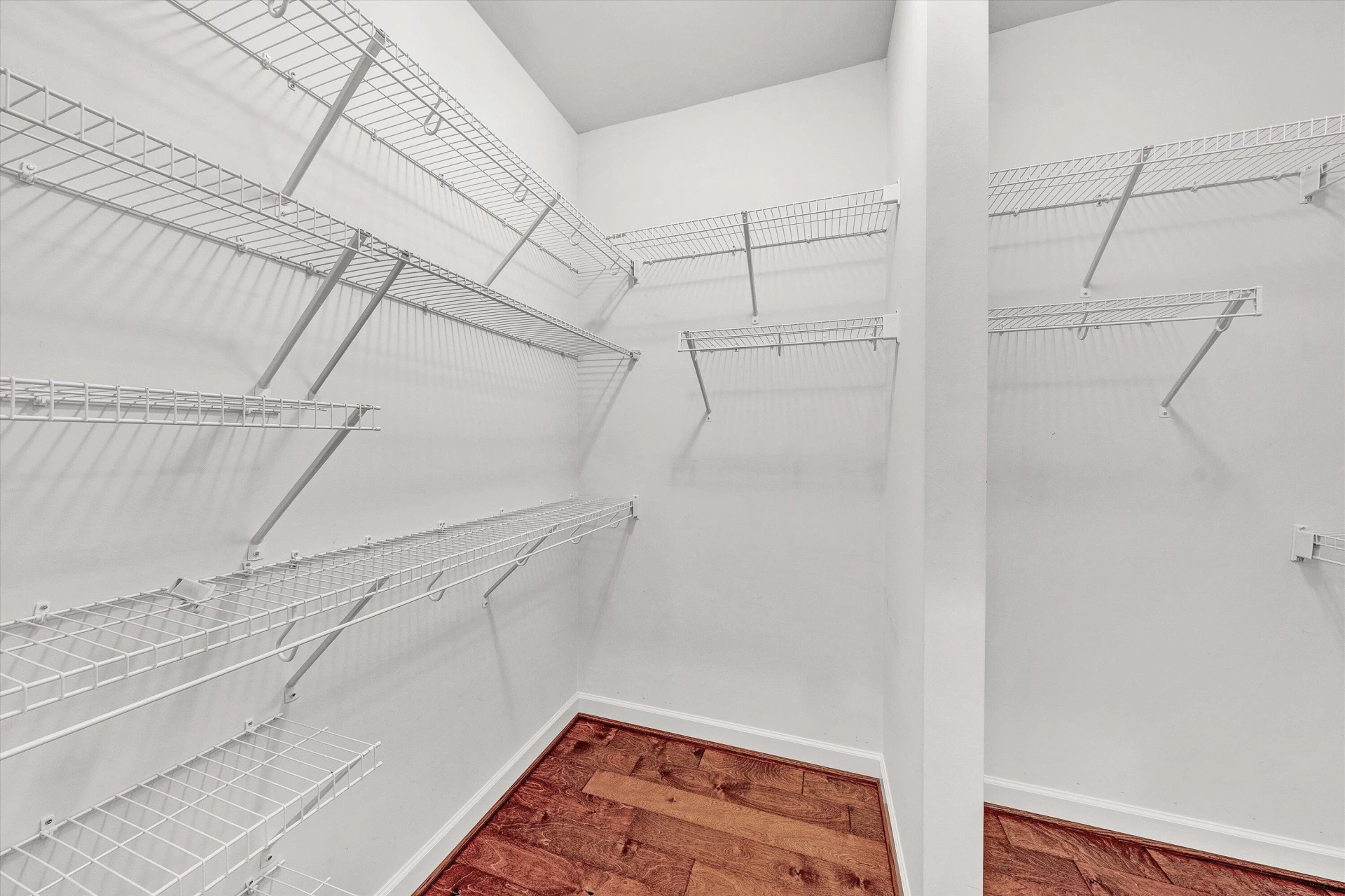 2570 Woods Meadow LN - Photo 27