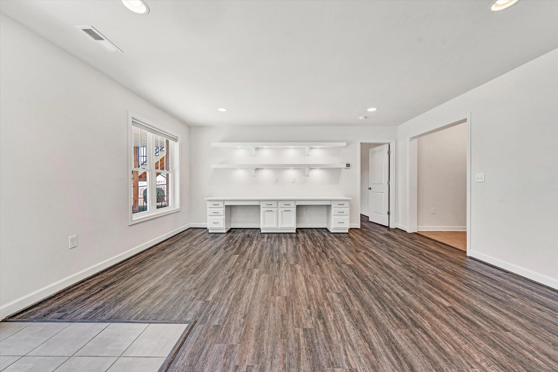 2570 Woods Meadow LN - Photo 32