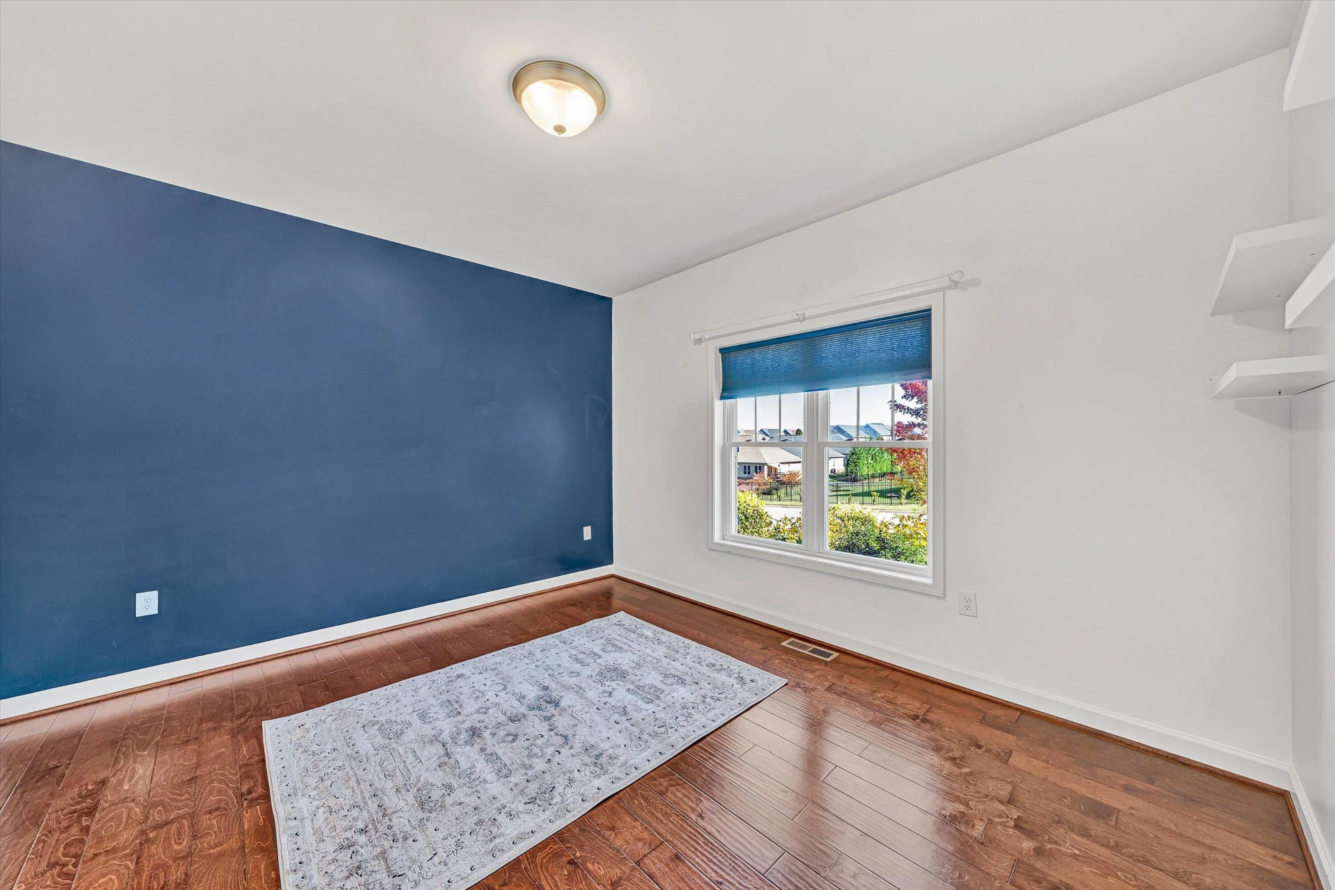 2570 Woods Meadow LN - Photo 7